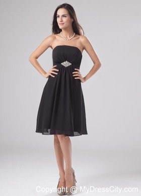 Strapless Short Chiffon Beading Little Black Dress with Side Zipper