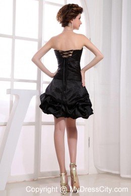 Sweetheart A-line Ruched Mini Black Party Dress with Pick-ups