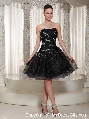 Fitted A-line Mini-length Beading Strapless Lil Black Dress