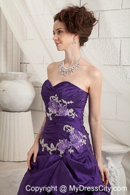 Ruching Sweetheart Appliques Brush Train Purple A-line Prom Dress