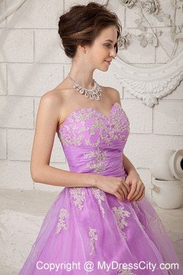 Sweetheart Lavender A-line Quinceanera Dress with Appliques