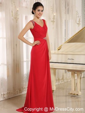 Red Beaded Decorate V-neck Prom Dress For 2013 Spring