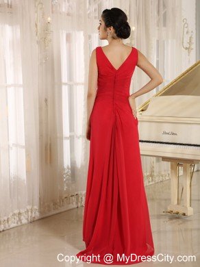 Red Beaded Decorate V-neck Prom Dress For 2013 Spring