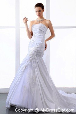 Fashionable Mermaid Wedding Dress with Appliques and Ruching