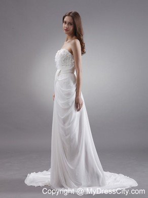 Elegant V-cut Sweetheart Court Train Chiffon Bridal Dress