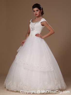 Scoop Floor-length Short Sleeves Beading Wedding Gown