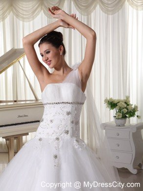 Flower Decorate One Shoulder Appliqued and Beaded Wedding Dress