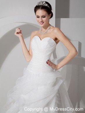 Low price A-line Sweetheart Brush Train Organza Ruching Wedding Dress