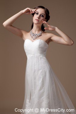 Wonderful A-line Sweetheart Brush Train Tulle and Lace Wedding Gowns