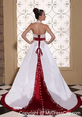 Beautiful Halter Top Embroidery Ribbon Wedding Dress with Red Train