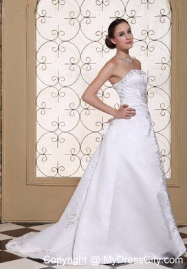 Elegant Beaded Strapless A-line Embroidery Wedding Dress Lace-up