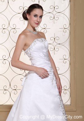 Elegant Beaded Strapless A-line Embroidery Wedding Dress Lace-up