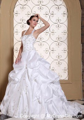 Recommended Halter Top Wedding Dress with Embroidery and Pick-ups