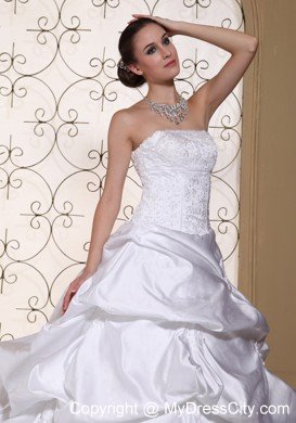 Best seller A-line White Pick-ups Wedding Dress Embroidery On Taffeta