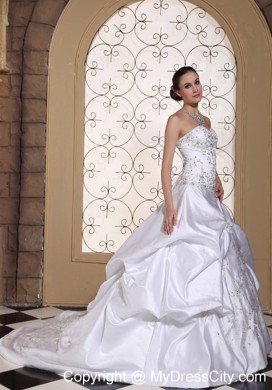 A-line Embroidery Sweetheart Pick-ups Wedding Dress with Chapel Train