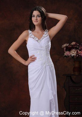 Cheap White V-neck Chiffon Flowery Wedding Dress Appliques Decorated