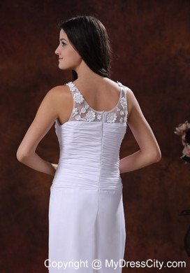 Cheap White V-neck Chiffon Flowery Wedding Dress Appliques Decorated