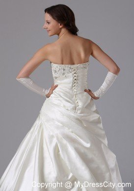 Luxury A-line Appliques and Ruches Lace Court Train Wedding Gowns