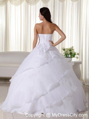 White Sweetheart Floor-length Beading Bridal Dress with Ruffled Layers