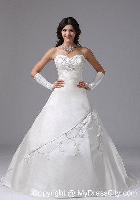 Graceful Embroidery Brush Train Sweetheart Wedding Gowns Sleeveless