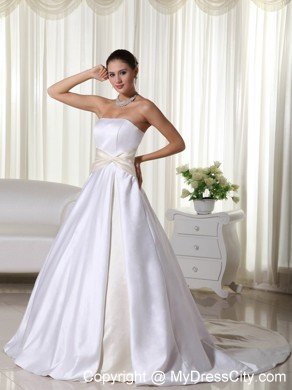 Cheap A-line Strapless Court Train Ribbon Wedding Dress under 250