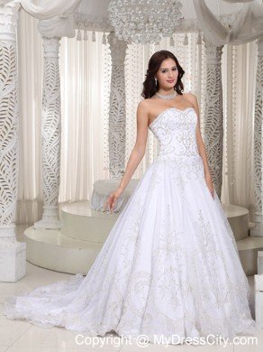 2013 Extravagant A-line Sweetheart Court Train Embroidery Bridal Dress