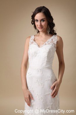 Column V-neck Brush Lace Appliques 2013 Wedding Dress with Hall