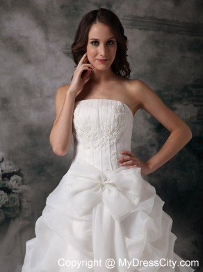 2013 Summer Discount Strapless Bow Appliques Wedding Gowns