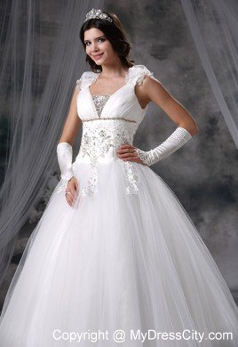 Princess V-neck Flowers Beading Appliques Wedding Dress For Garden