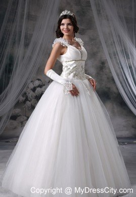 Princess V-neck Flowers Beading Appliques Wedding Dress For Garden