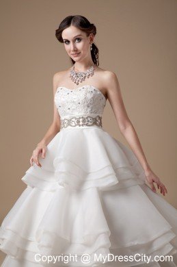 Elegant A-line Strapless Beading Appliques Wedding Dress for Church