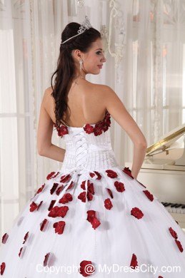 White Tulle Beaded Decorate and Appliques Quinceanera Dress