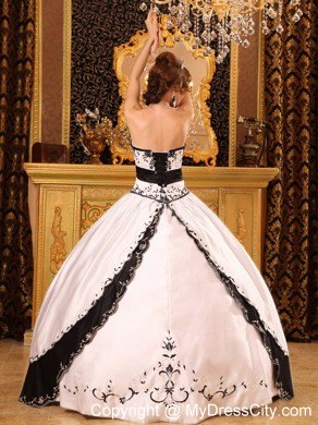 Stylish Embroidery Satin White and Black Quinceanera Dress