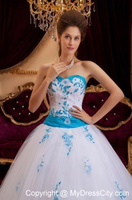 White A-line Sweetheart Quinceanera Dress with Blue Appliques