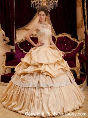 Beautiful Taffeta Appliques Champagne Sweet 16 Dresses