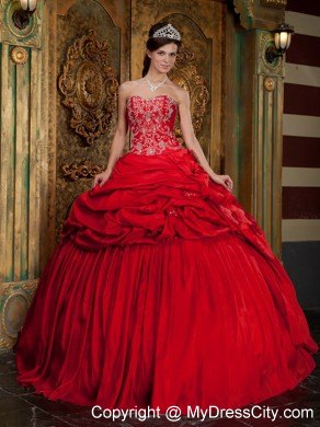 Red Sweetheart Taffeta Beading and Appliques Quinceanera Dress