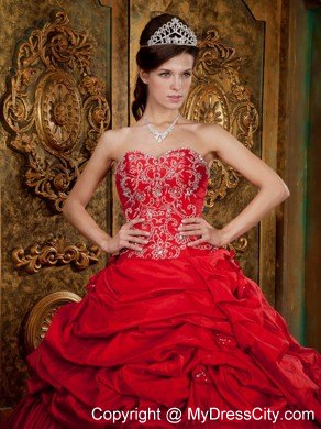 Red Sweetheart Taffeta Beading and Appliques Quinceanera Dress