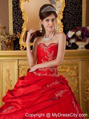 Red Sweetheart Taffeta Quinceanera Dress with Appliques