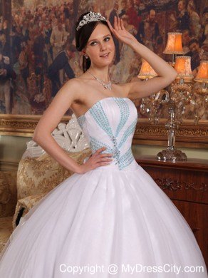 Hot White Floor-length Organza Beaded Quinceanera Dress