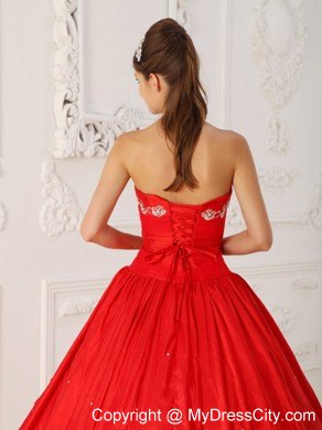 Red A-Line Sweetheart Embroidery Quinceanera Dress