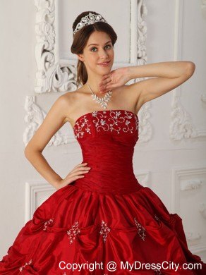 Wine Red Taffeta Appliques and Beading Sweet 16 Dresses