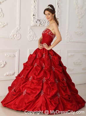 Wine Red Taffeta Appliques and Beading Sweet 16 Dresses