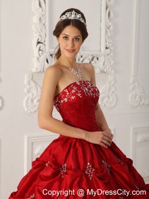 Wine Red Taffeta Appliques and Beading Sweet 16 Dresses