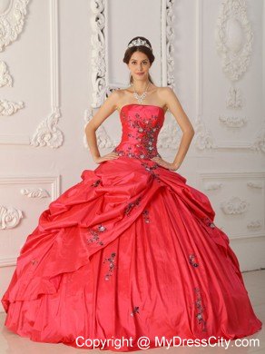 Red Strapless Taffeta Appliques Dress for Sweet 16