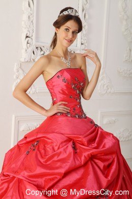 Red Strapless Taffeta Appliques Dress for Sweet 16