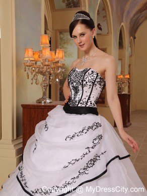 White and Black Tailor Made Embroidery Quinceanera Dress