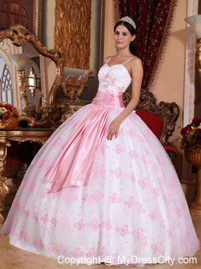 Spaghetti Straps Pink and White Puffy Quinceanera Gowns