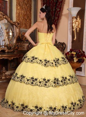 Yellow Fitted Strapless Sweet16 Dress with Black Appliques