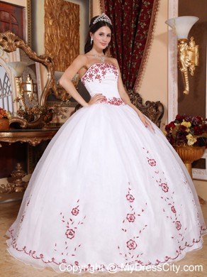 Embroidery Puffy White Quinceanera Dress for Spring