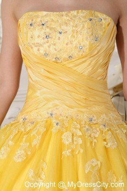 Exquisite Yellow Taffeta and Tulle Appliques Quinceanera Dress